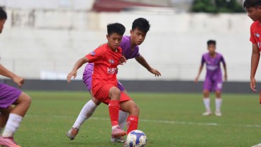 Đỗ Hoàng Anh trừng phạt sai lầm U13 Hà Nội, ghi bàn mang về chiến thắng cho U13 Thể Công - Viettel