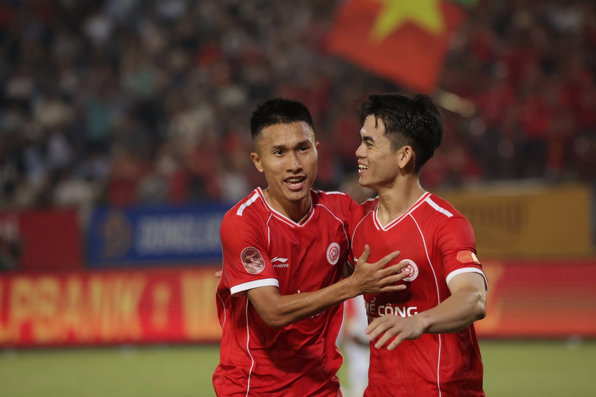 Thể Công - Viettel vs Hồng Lĩnh Hà Tĩnh: Khuất Văn Khang tái xuất ghi bàn